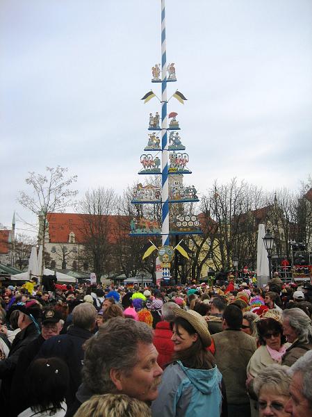 IMG_1300.JPG - Fasching am Viktualienmarkt